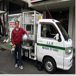 作業終了後のワンショットです。疲れた顔をしていてすみません！